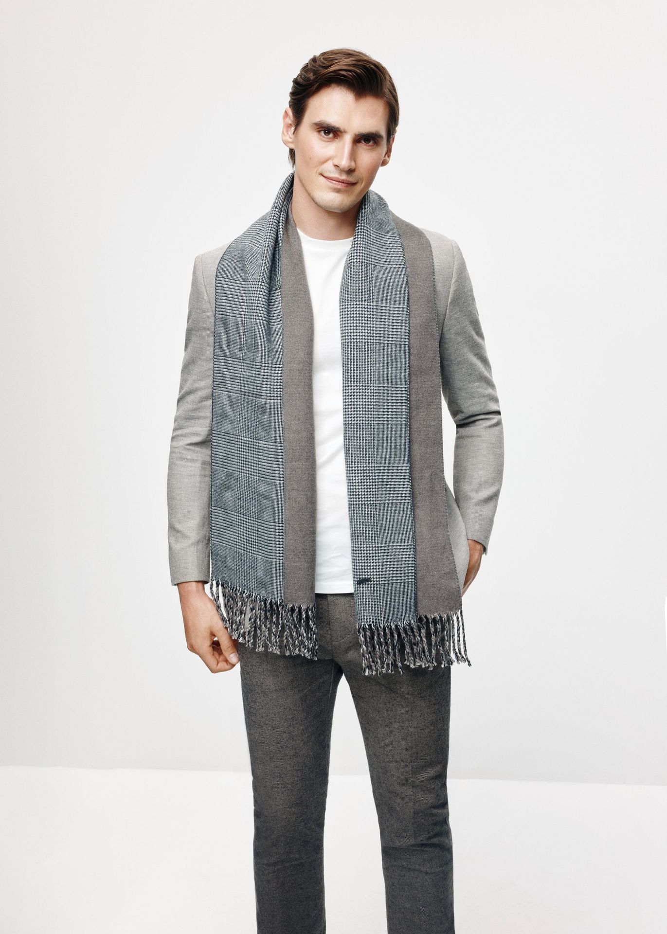 Szary męski szalik w kratkę