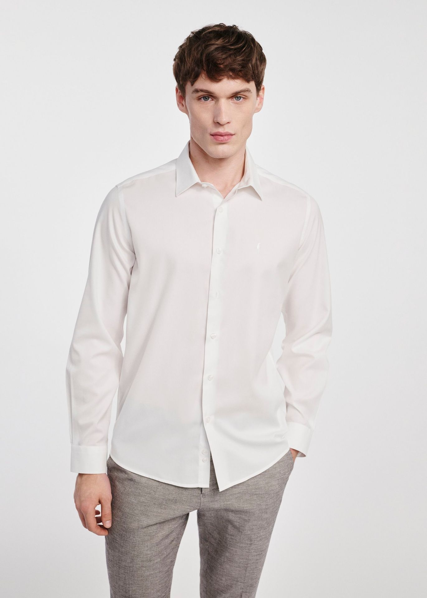 Biała elegancka koszula męska