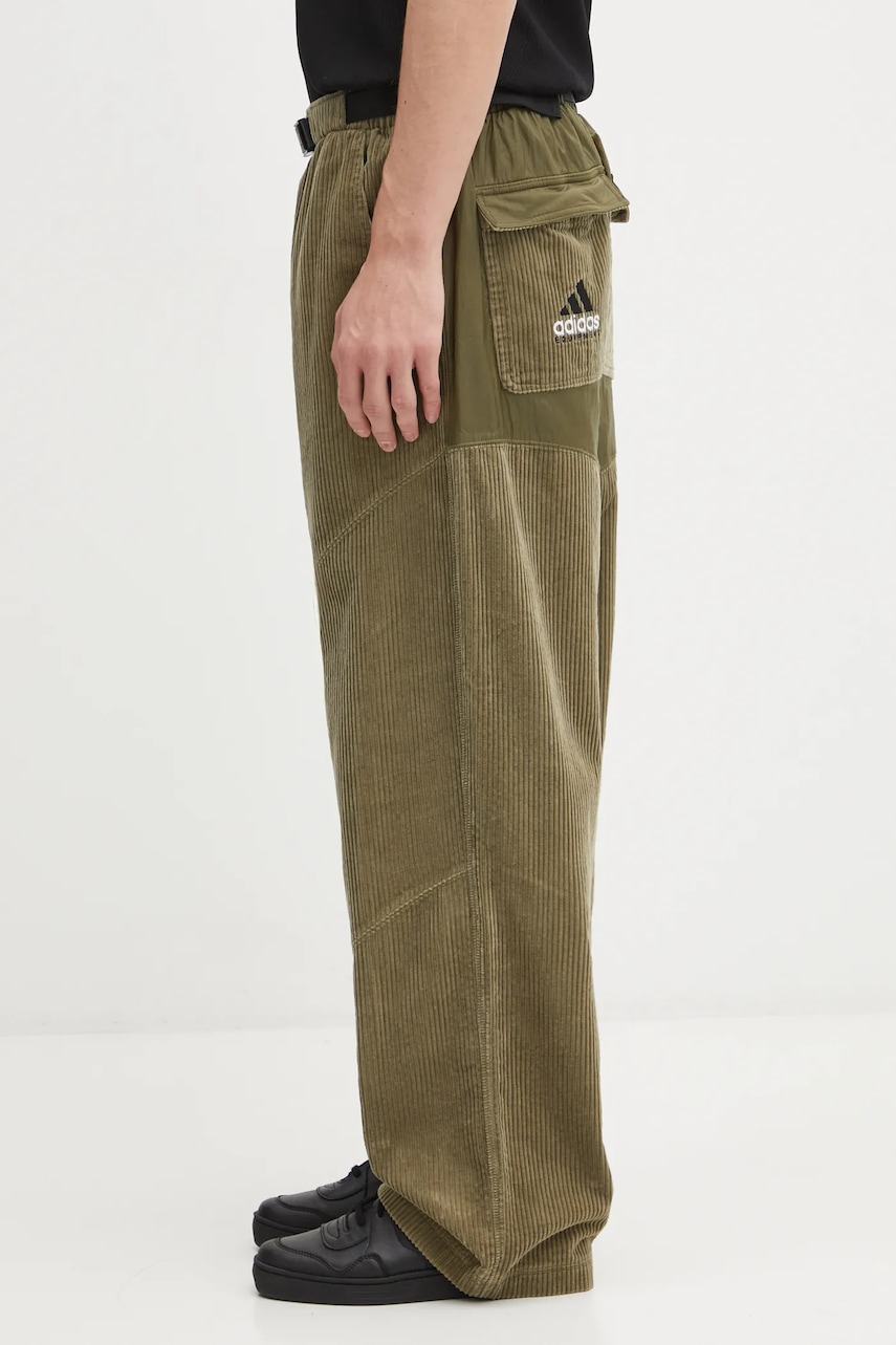 adidas Originals spodnie sztruksowe EQT Pant