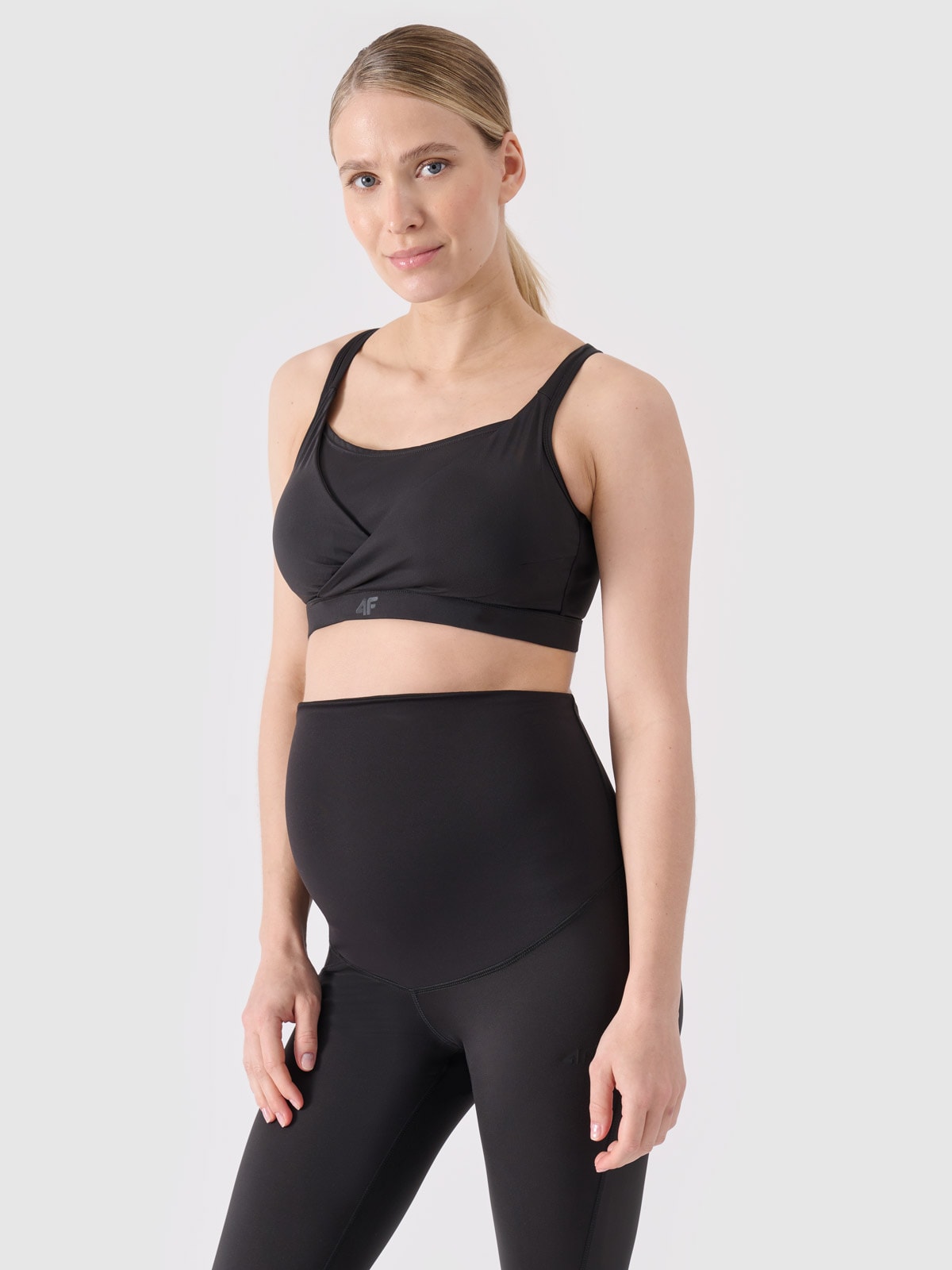 4F Biustonosz ciążowy treningowy ułatwiający karmienie damski - czarny M