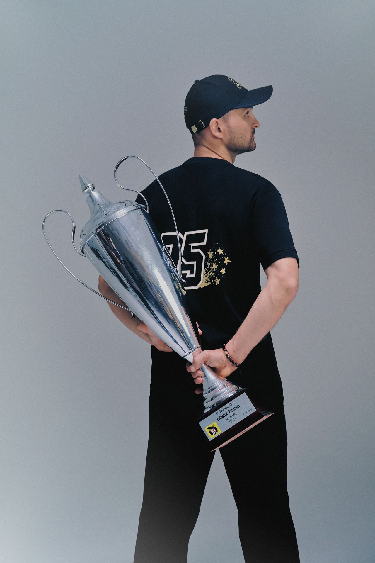 4F T-shirt regular z nadrukiem uniseks 4F x Bartosz Zmarzlik - czarny XXL