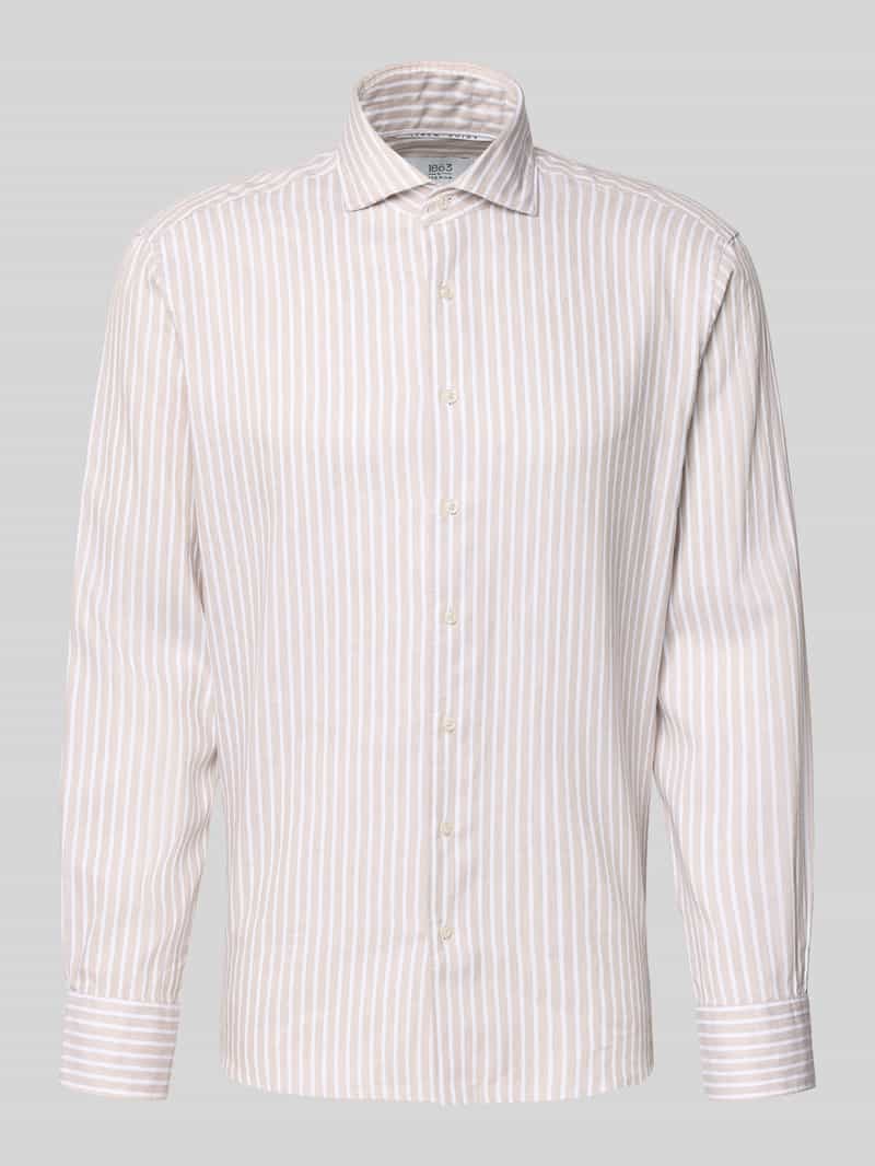 Koszula w kroju regular fit do biznesu z kołnierzykiem typu kent