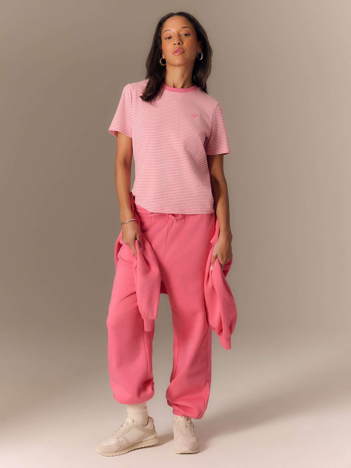 4F T-shirt regular damski - różowy XL