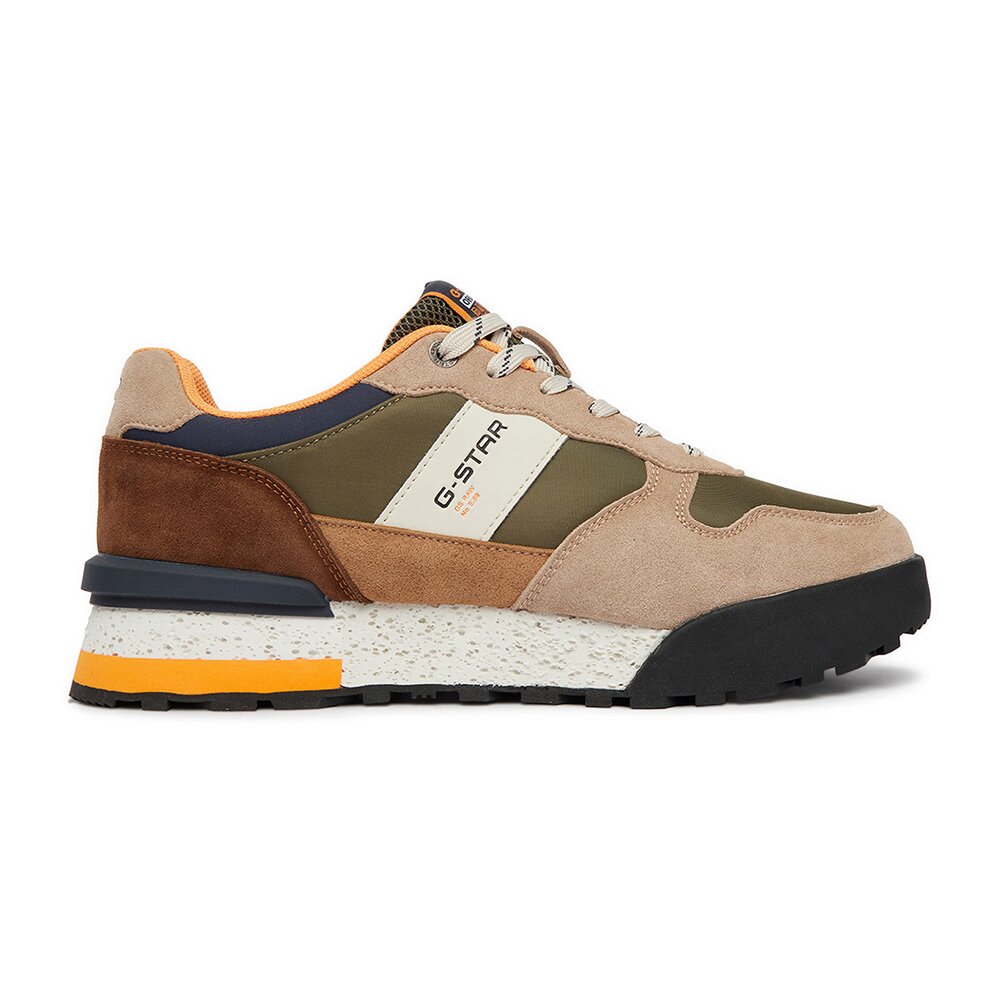 Sneakersy