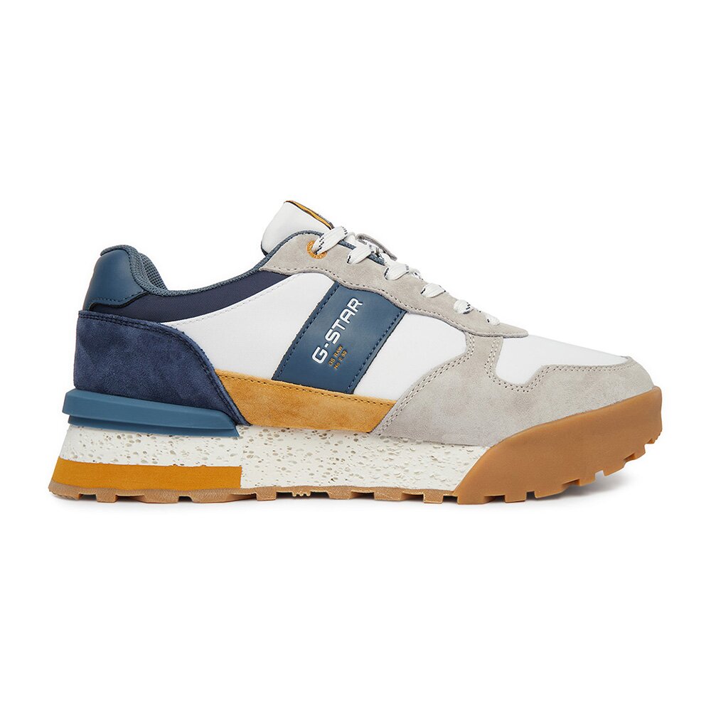 Sneakersy