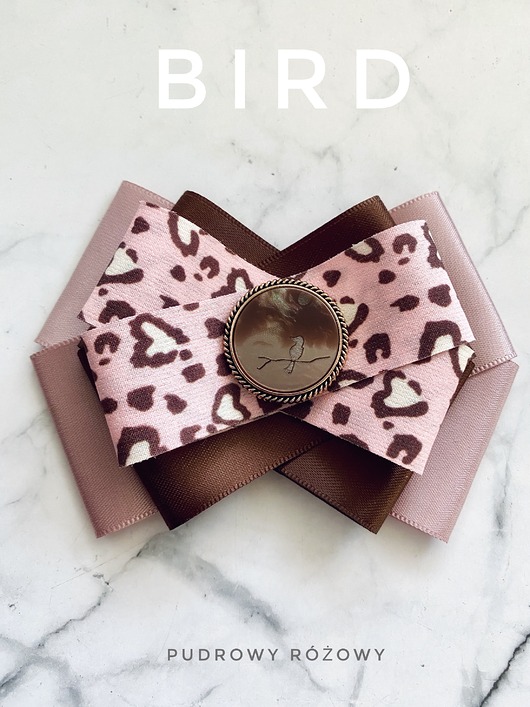 Brosza z kolekcji BIRD z masy perłowej z cudnym ptaszkiem NEW