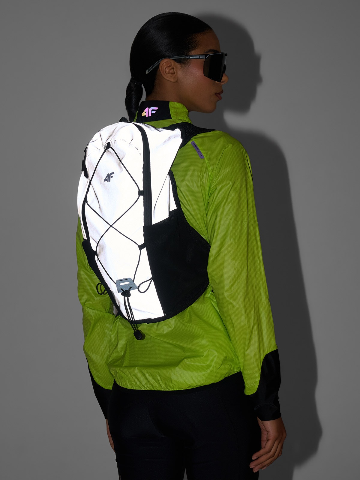 4F Plecak rowerowy (40 L) - szary Uniwersalny