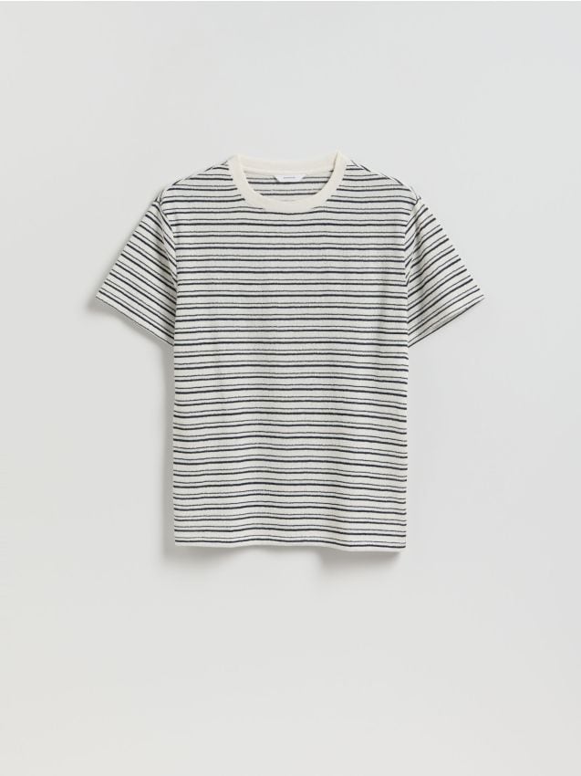 Reserved - T-shirt comfort w paski - granatowy