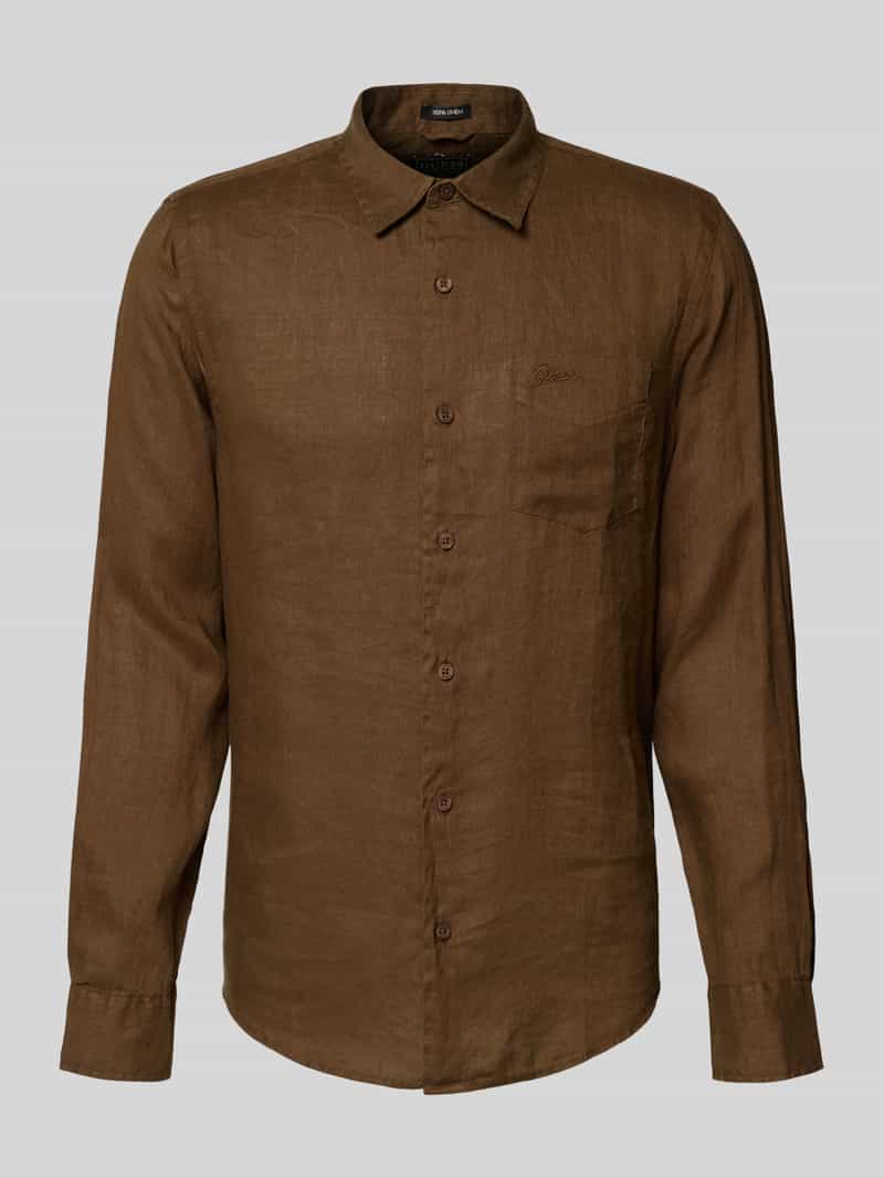 Koszula lniana o kroju regular fit z kołnierzykiem kent i kieszenią na piersi