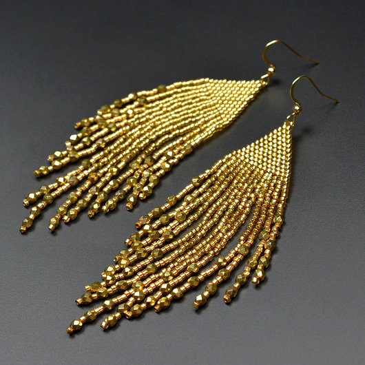 Skúfar II, złote indiańskie kolczyki, beading