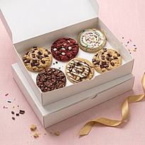 Crumbl Cookies 12 viralowych ciastek z dostawą e-torty