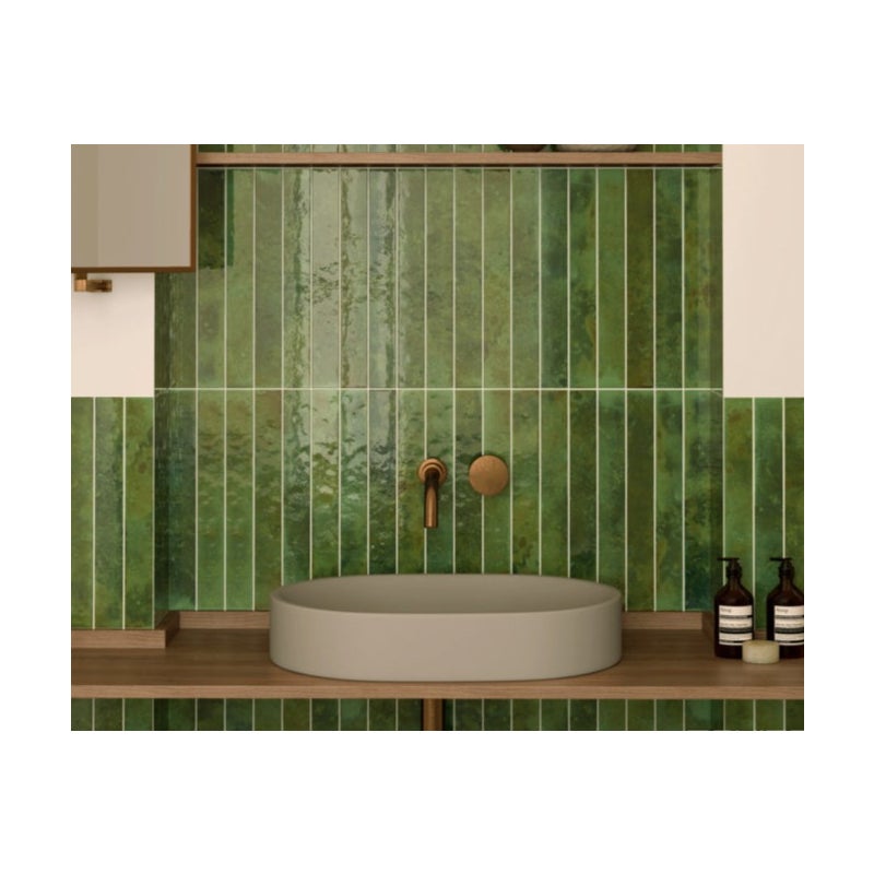 Płytka ścienna do wnętrz, format wydłużony, zielona, błyszcząca 5x40 cm **Bali Green**