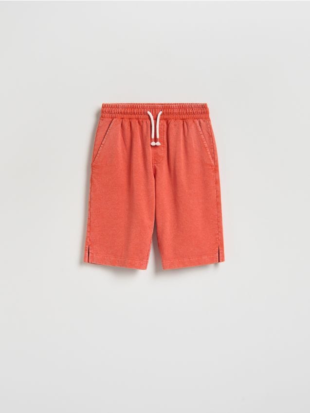 Reserved - Bawełniane szorty bermudy - koralowy