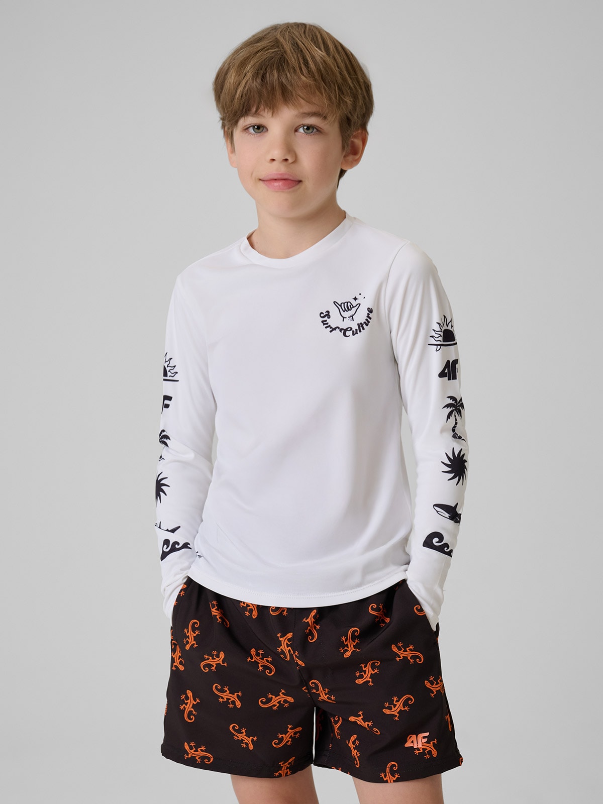 4F Longsleeve do pływania z nadrukiem chłopięcy - biały 158/164 (12-14 lat)