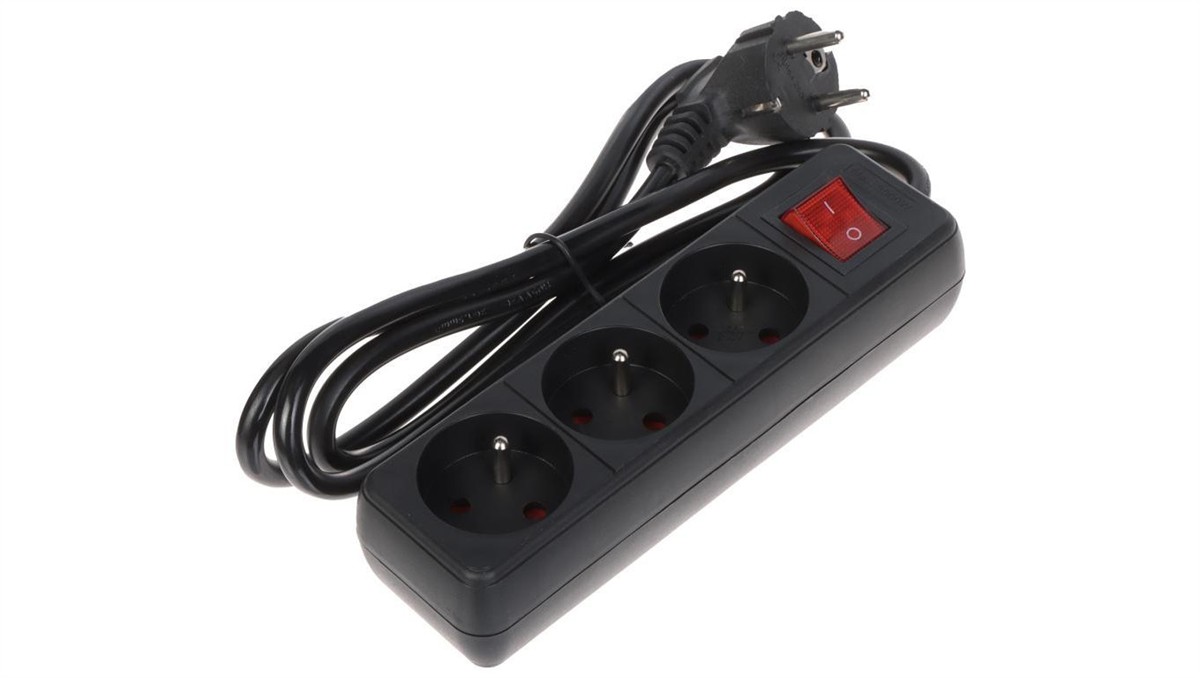 LISTWA ZASILAJĄCA PR-1.5M-3G-SW/B (3 GNIAZDA) 1.3m