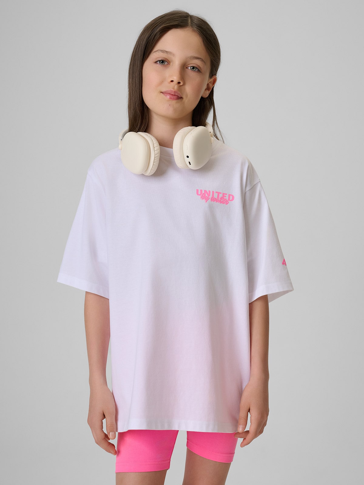 4F T-shirt loose z nadrukiem dziewczęcy - biały 158/164 (12-14 lat)