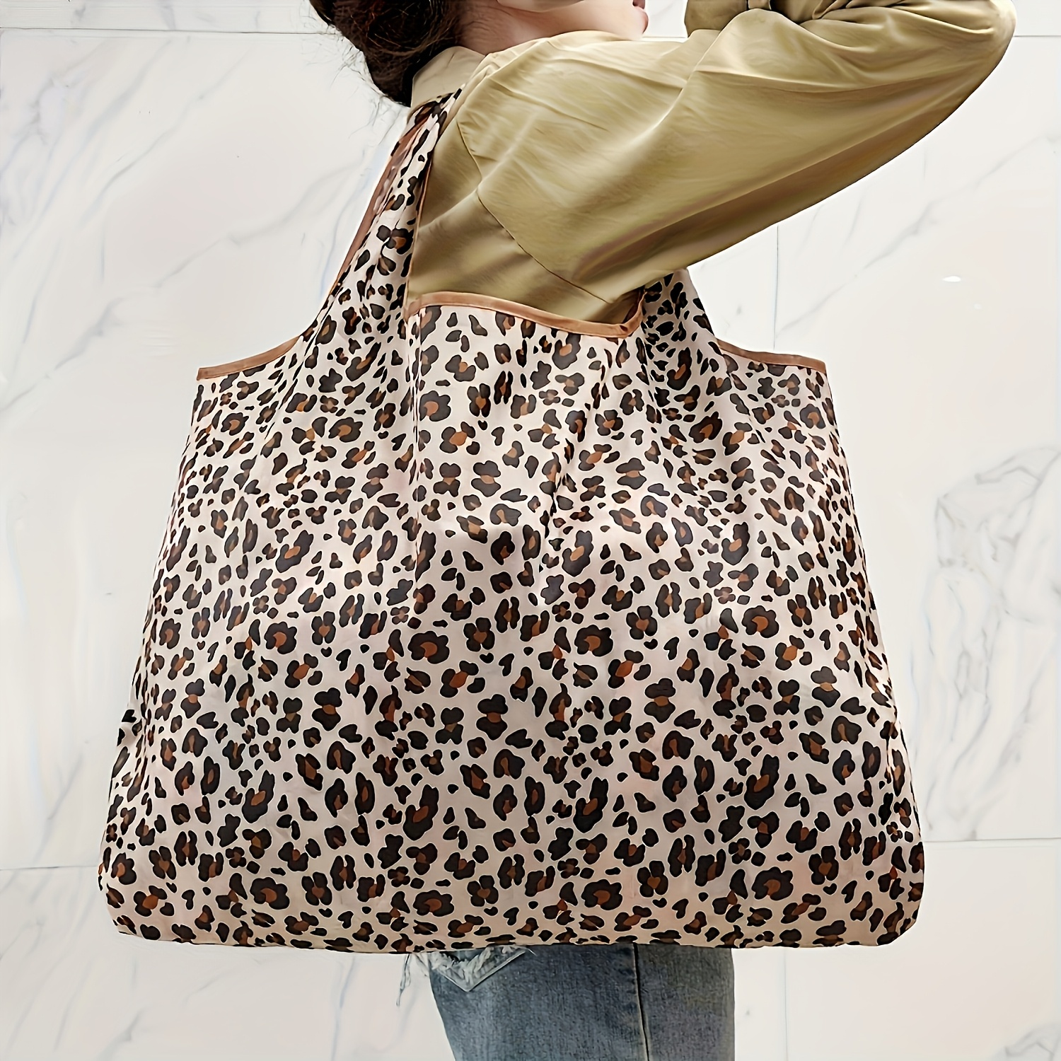 TEMU Damska Torba Tote w Leopard Print - Wytrzymała Nylonowa Torba z Fiksowanym Paskiem na Ramię i Paskiem na Nadgarstek, Pranie w Praniu, Otwarty