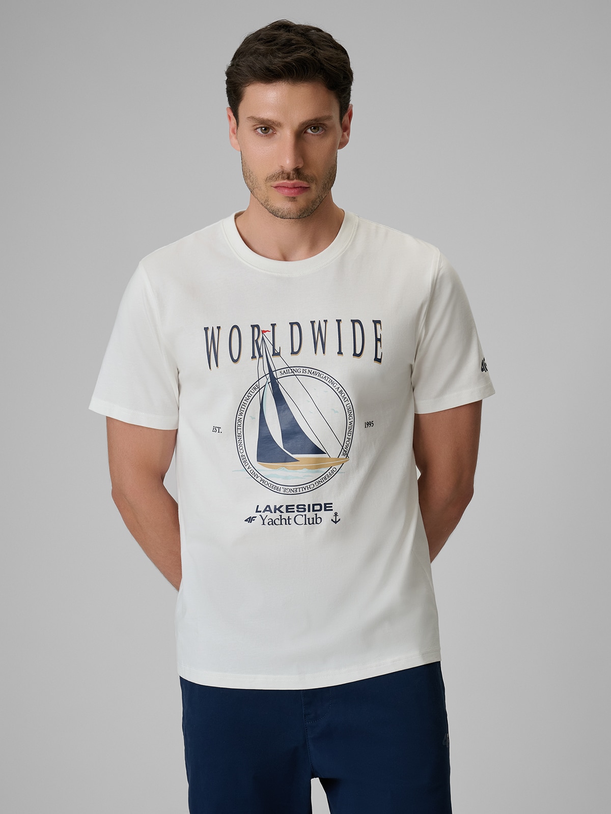 4F T-shirt regular z nadrukiem męski - biały XXL