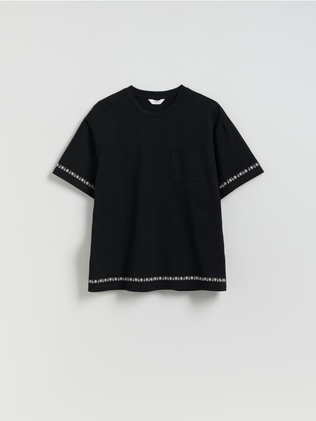 Reserved - T-shirt boxy z haftem - czarny