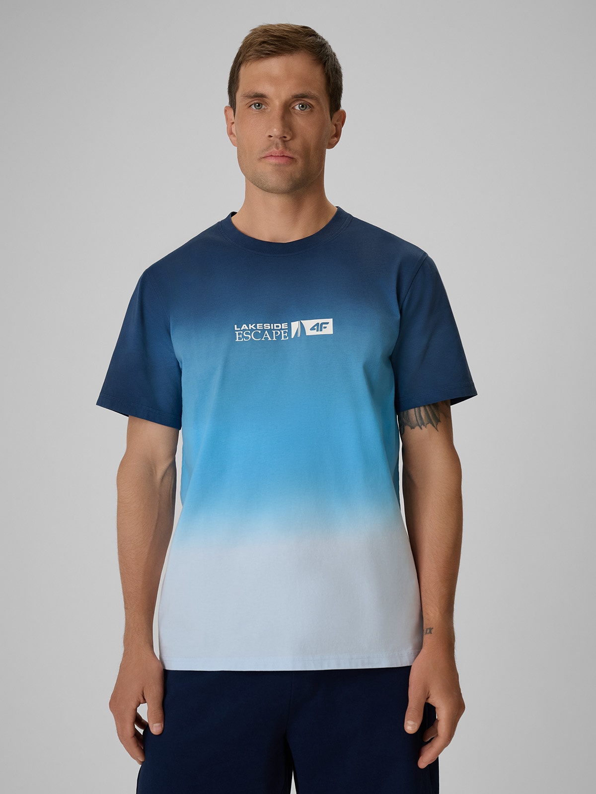 4F T-shirt regular z nadrukiem męski - granatowy XXL