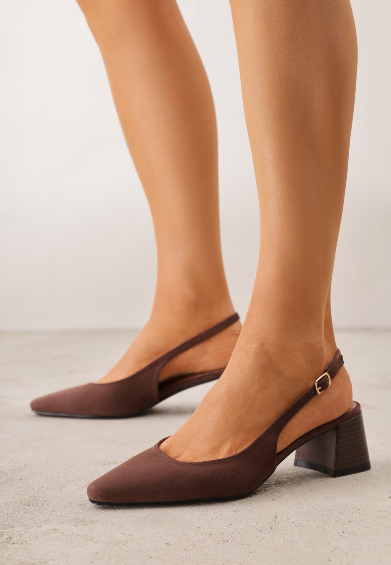 Brązowe Czółenka VICES Slingback na Geometrycznym Słupku Messeleia
