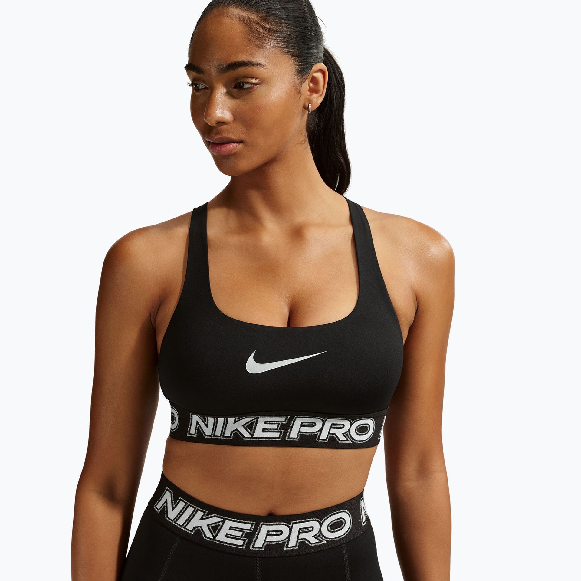Biustonosz treningowy Nike Pro Light Support Non Padded black/white/metallic silver WYSYŁKA W 24H 30 DNI NA ZWROT