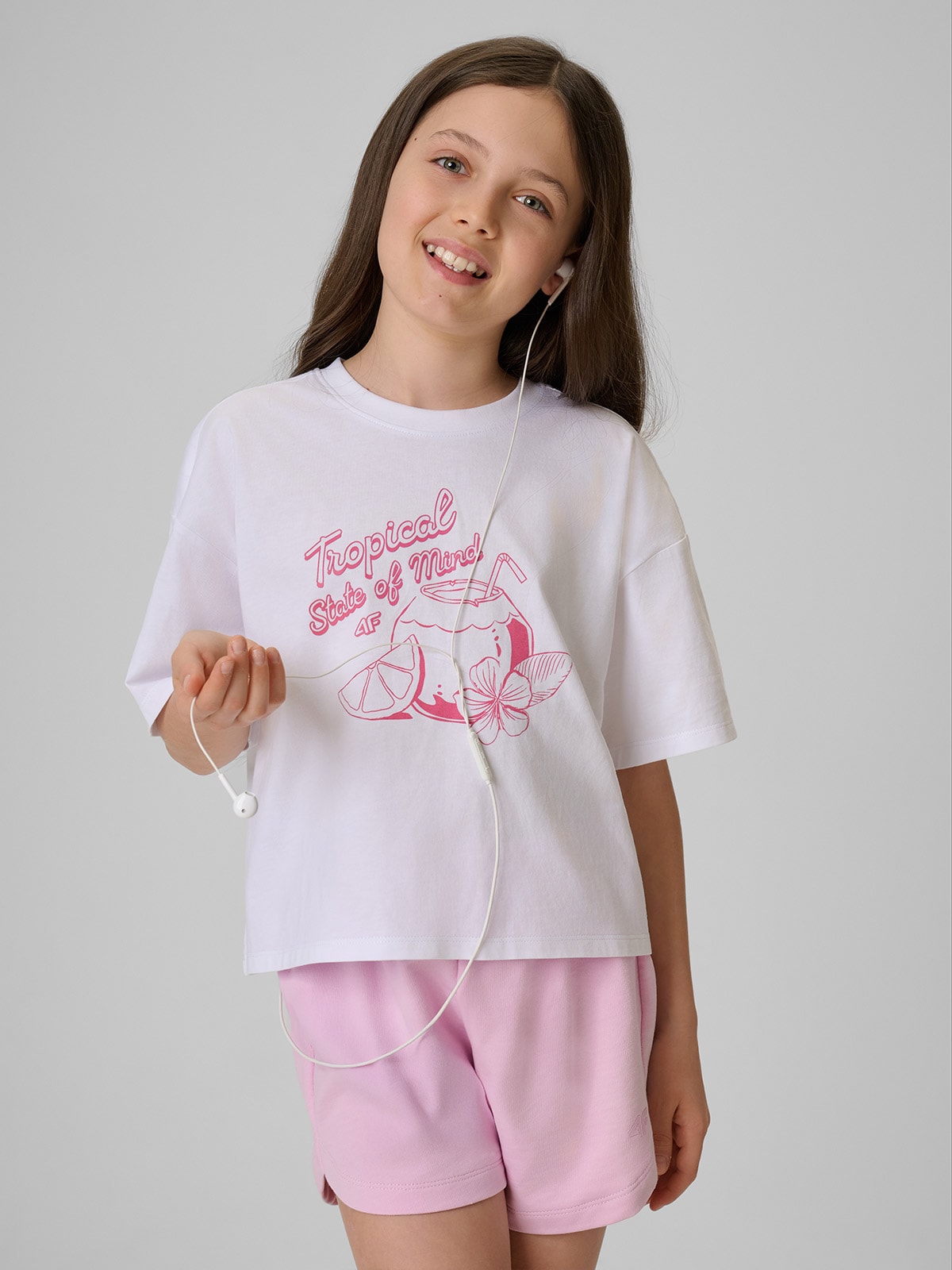 4F T-shirt loose crop top z nadrukiem dziewczęcy - biały 158/164 (12-14 lat)