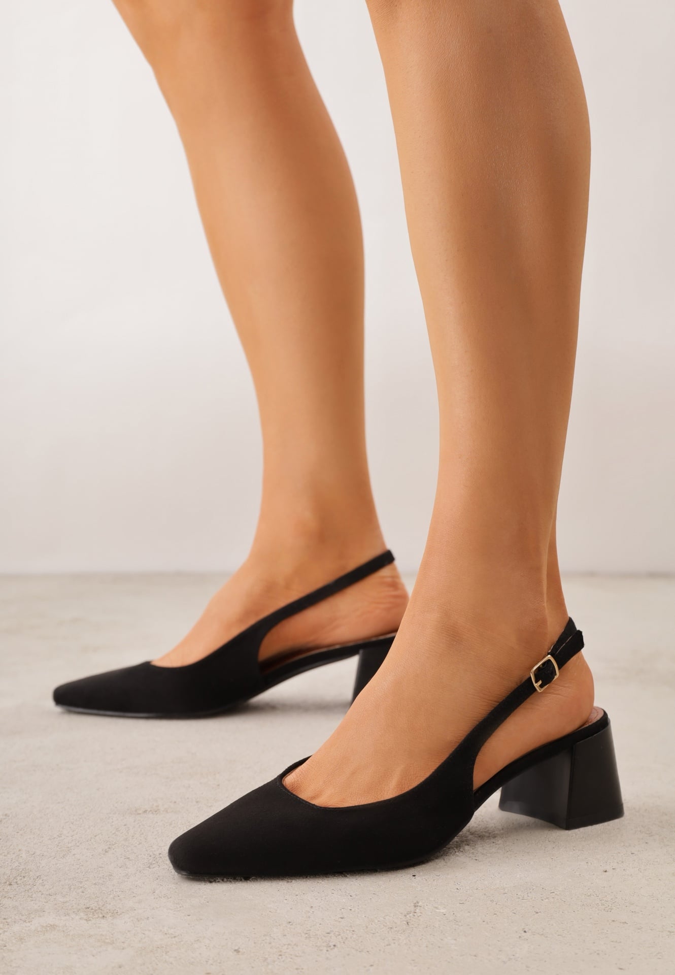 Czarne Czółenka VICES Slingback na Geometrycznym Słupku Messeleia