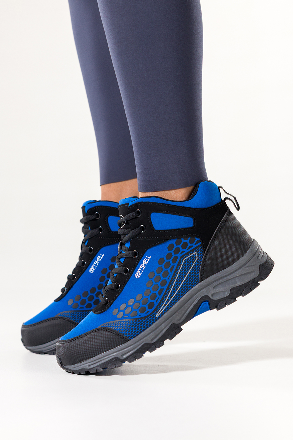 Niebieskie buty trekkingowe damskie softshell z czarnymi dodatkami wysokie sznurowane Casu Y8186-6