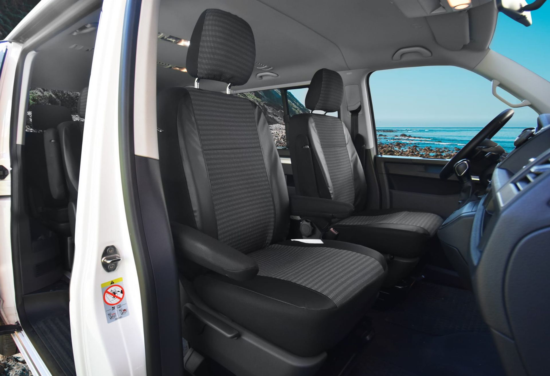 Volkswagen T6 / T6.1 Multivan (od 2015- / od 2019-) Pokrowce dedykowane VIVA (eko-skóra i materiał tapicerski)