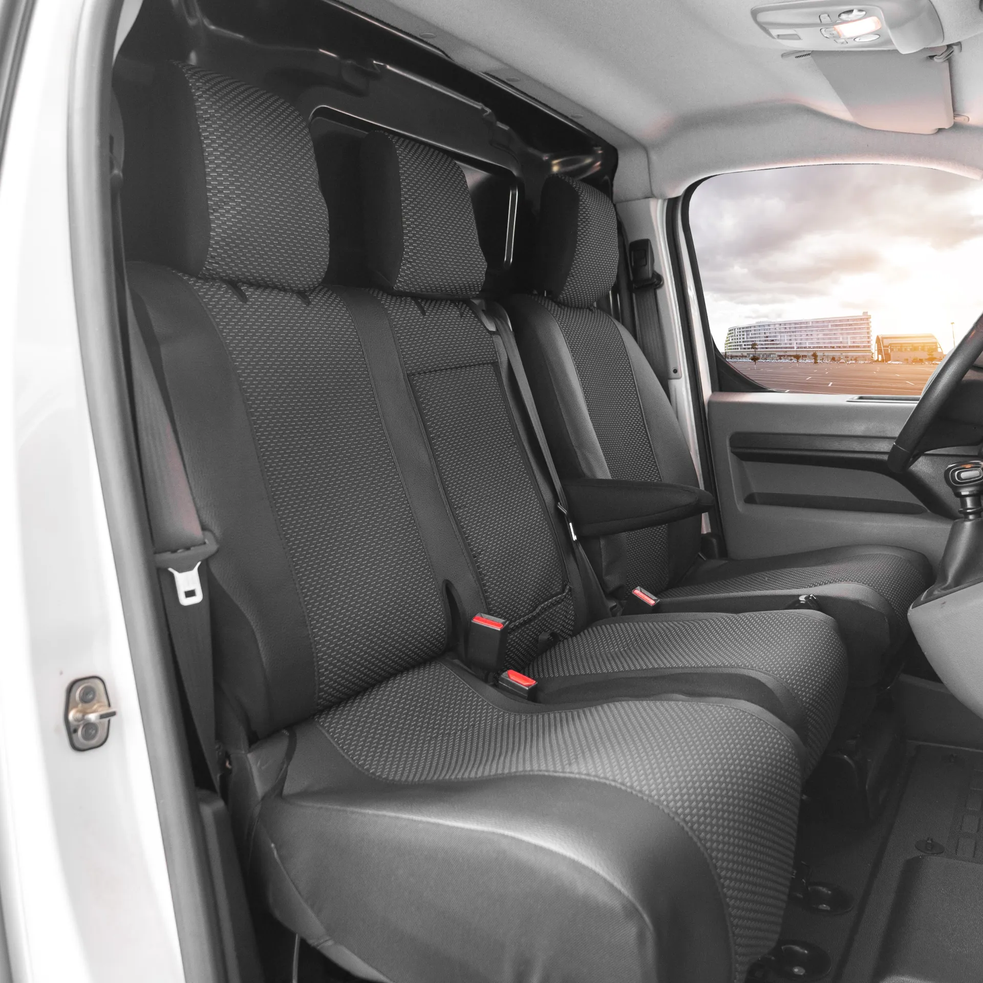 Toyota Proace (od 2016-) Pokrowce dedykowane VIVA (eko-skóra i materiał tapicerski)