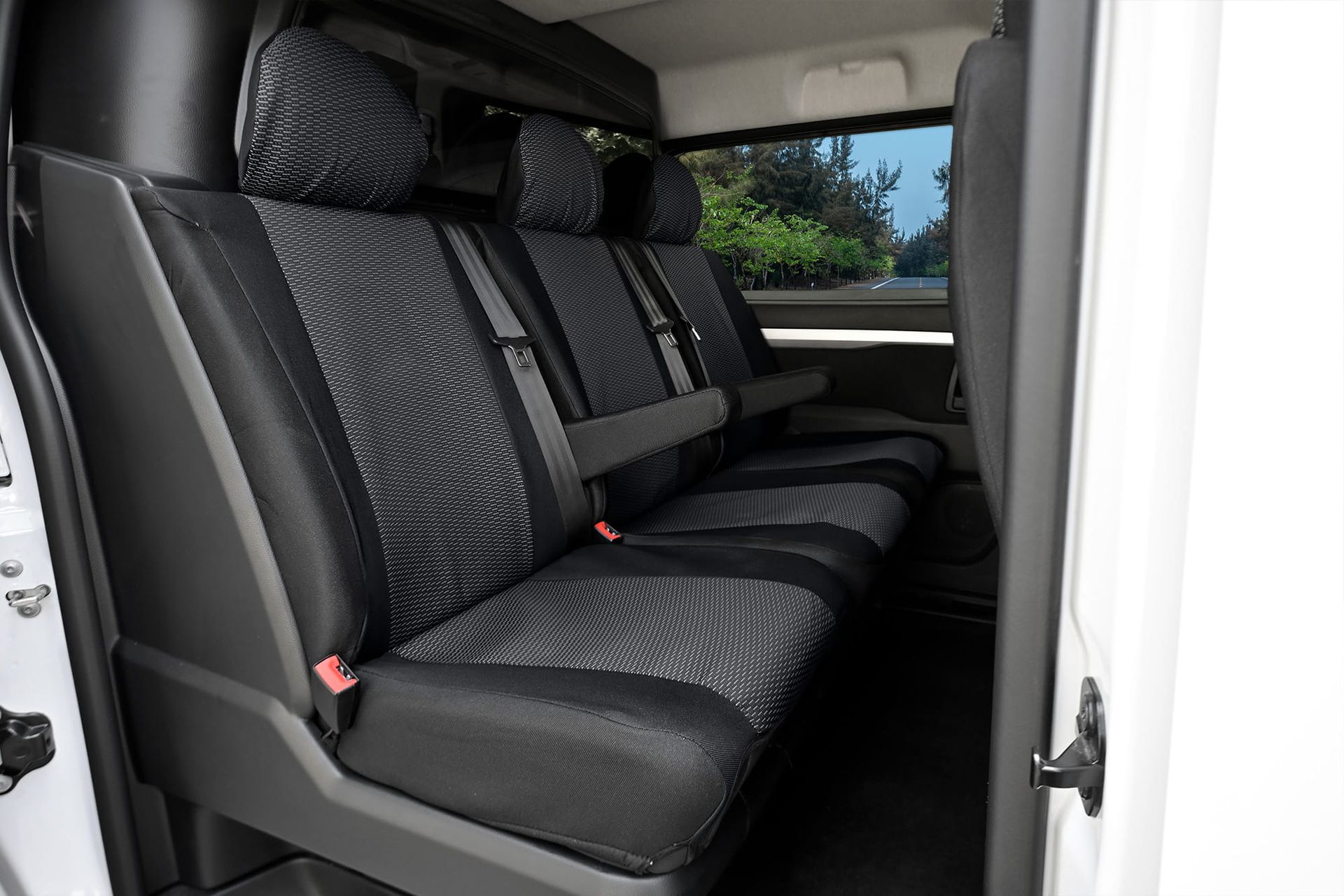 Citroen Spacetourer od 2016 (2. rząd siedzeń 3 x 1) pokrowce materiał żakardowy