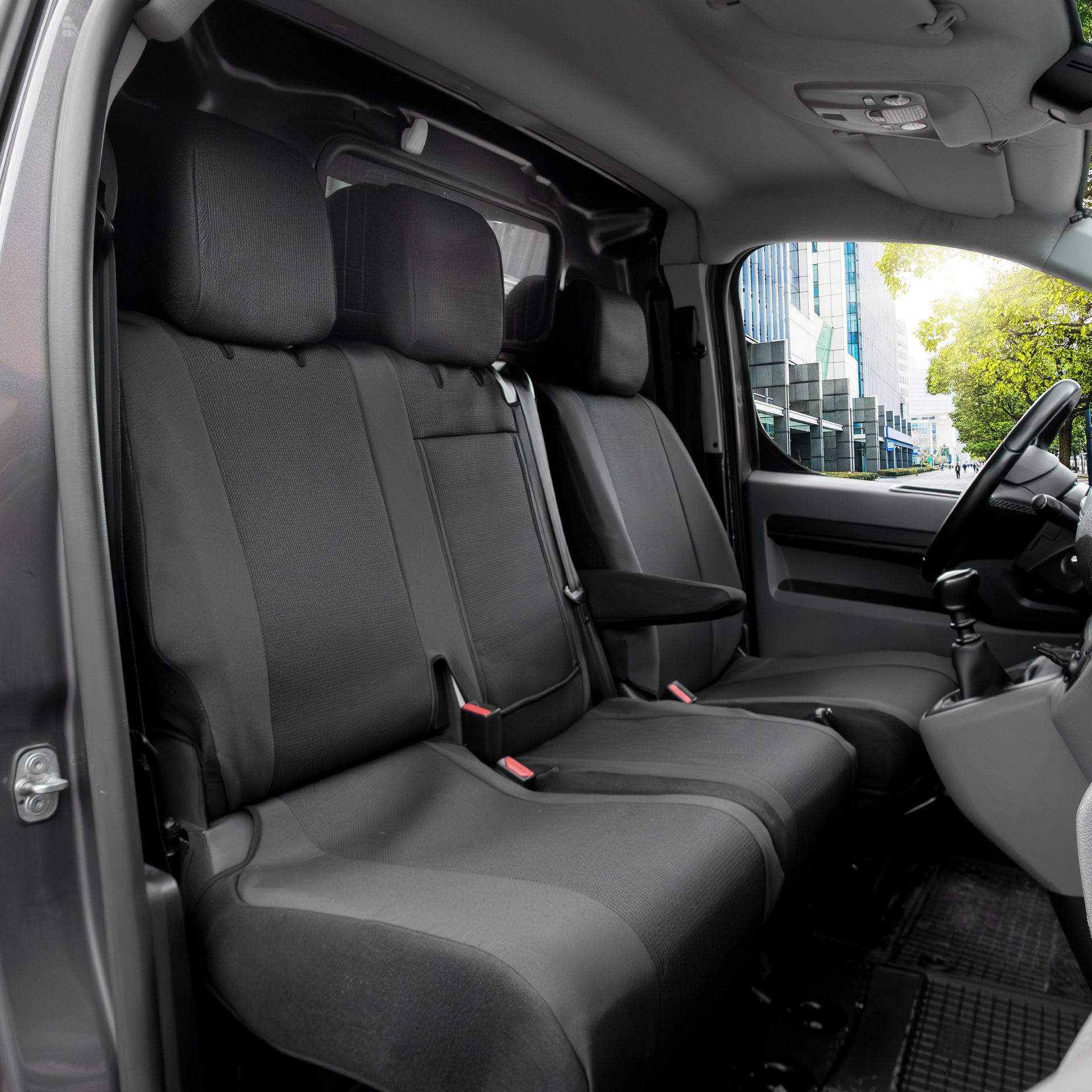 Opel Vivaro C (od 2019-) Pokrowce dedykowane SCHWARZ (czarny materiał filcowany)
