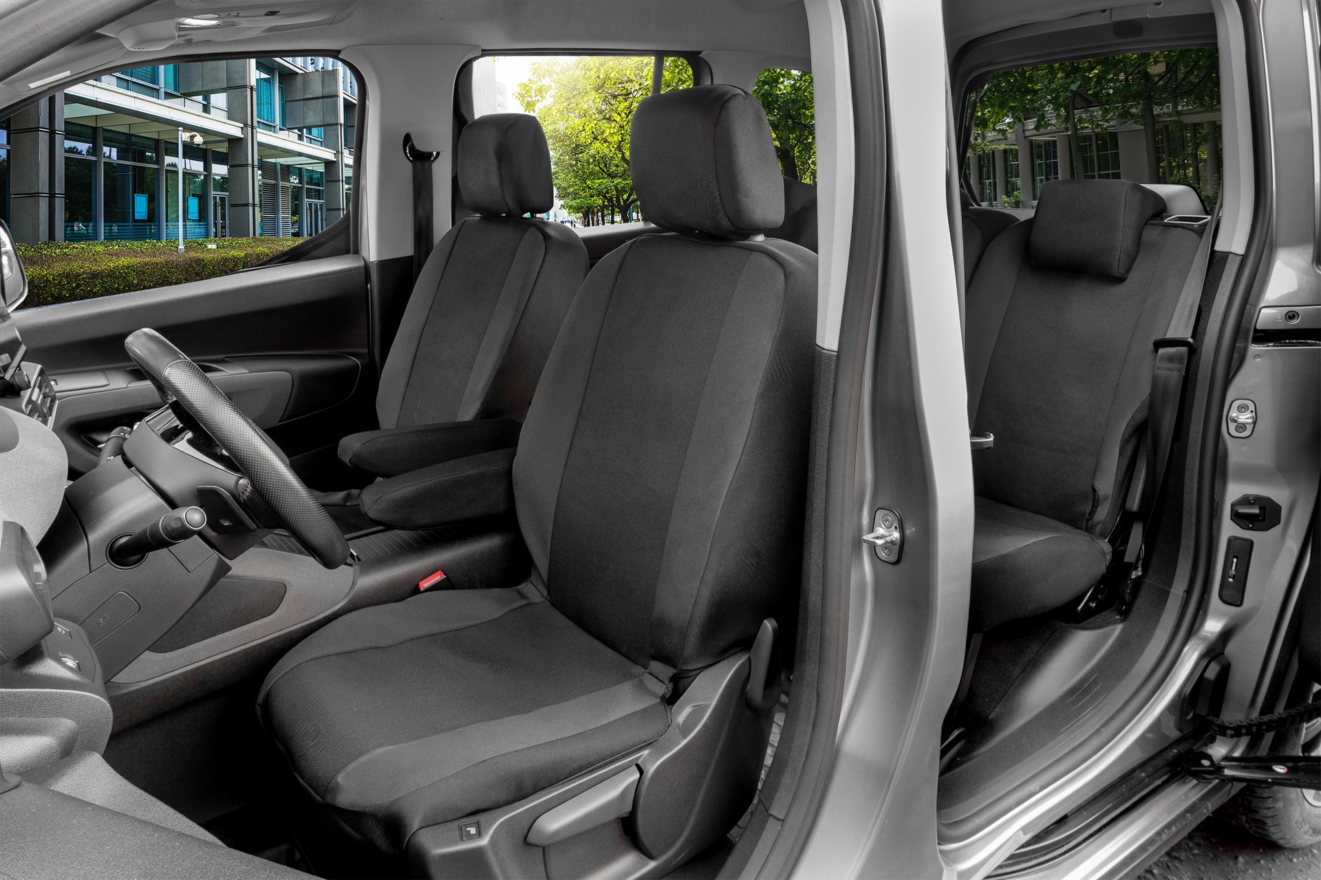 Citroen Berlingo (5 miejsc od 2023-) Pokrowce materiał tapicerski