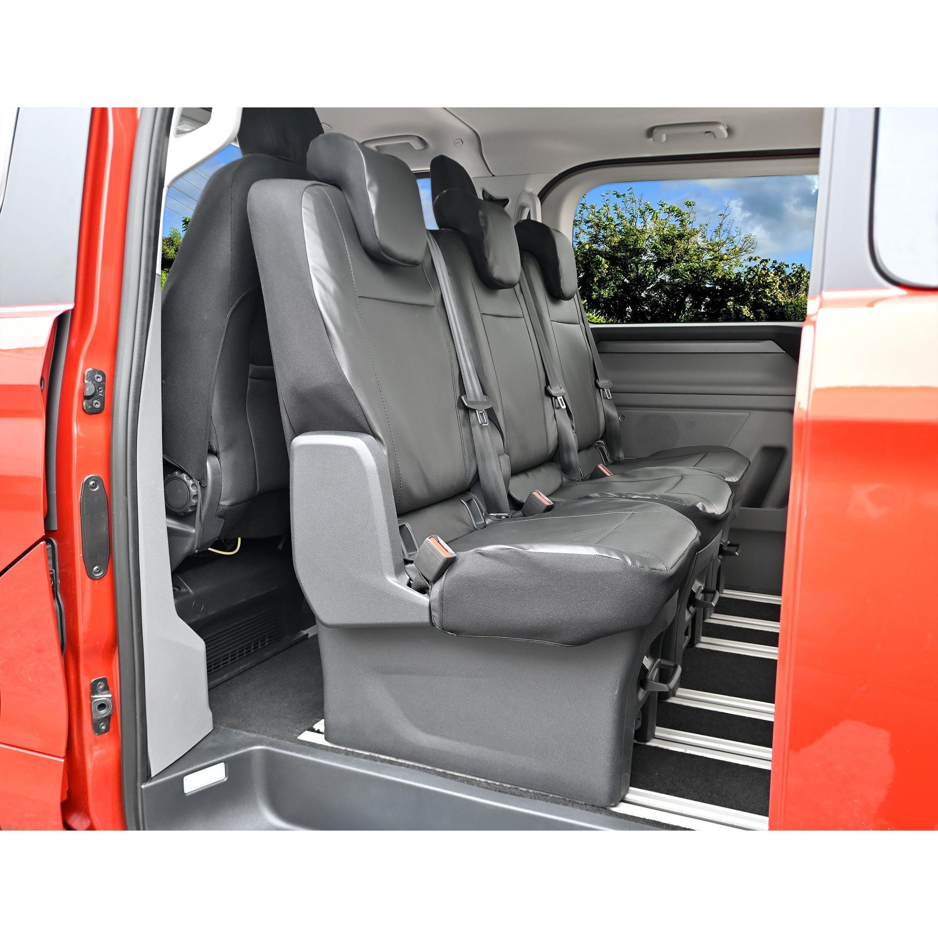 Ford Tourneo Custom 2. rząd (1+1+1 od 2024-) Pokrowce Eko-skóra