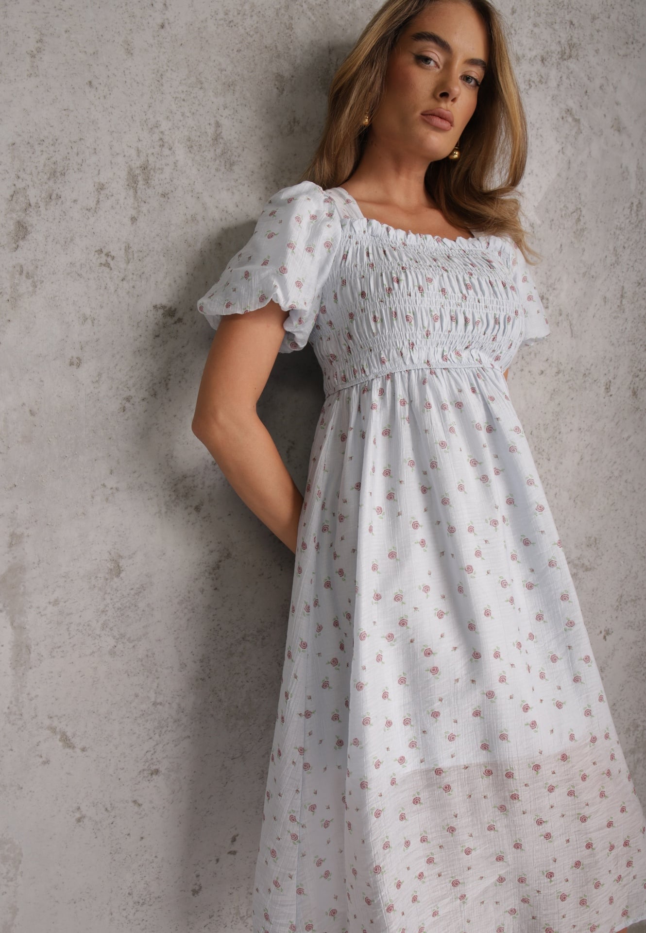 Niebieska Rozkloszowana Sukienka z Tencelu w Stylu Baby Doll w Kwiatowy Print Harele