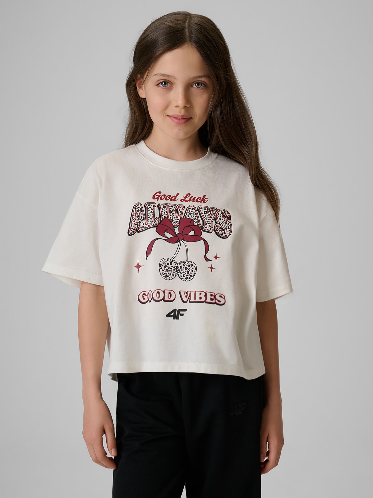 4F T-shirt boxy z nadrukiem dziewczęcy - kremowy 158/164 (12-14 lat)