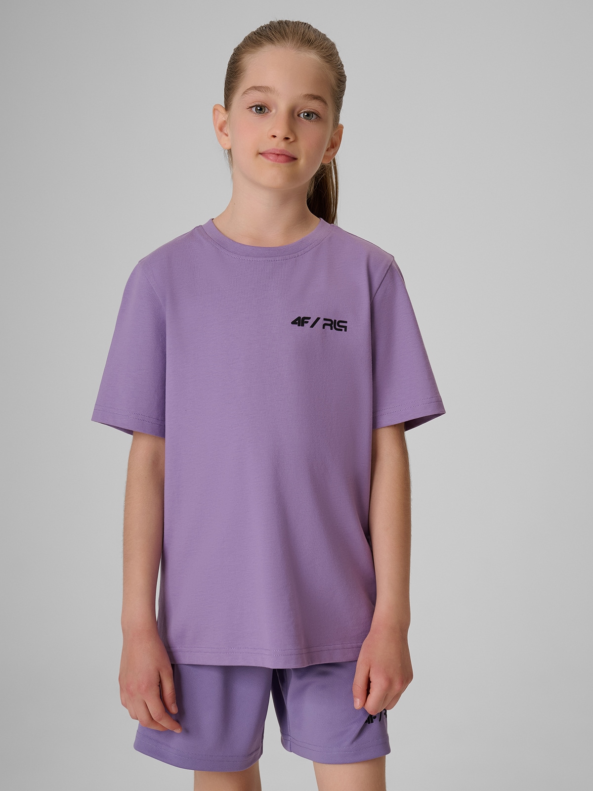 4F T-shirt regular z nadrukiem dziecięcy 4F JUNIOR x Robert Lewandowski - fioletowy 164 (13-14 lat)