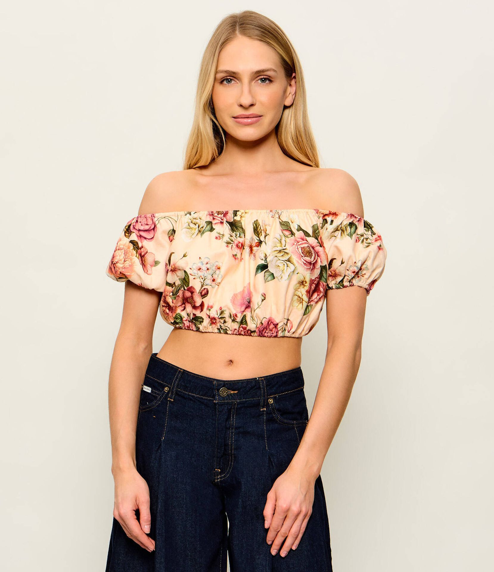 GUESS Lniany top RYAN Cropped Fit