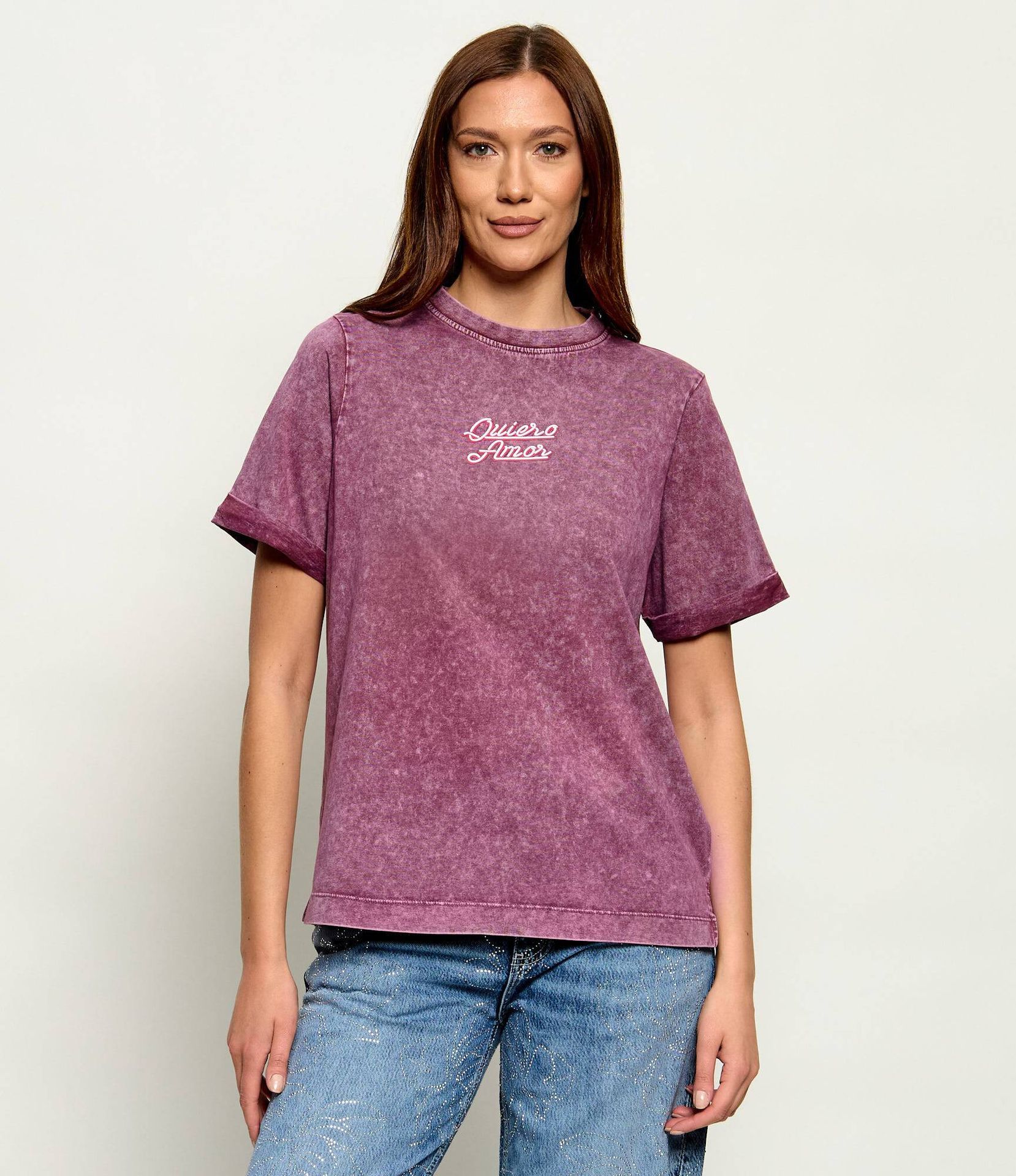 GUESS T-shirt QUIERO AMOR Relaxed fit