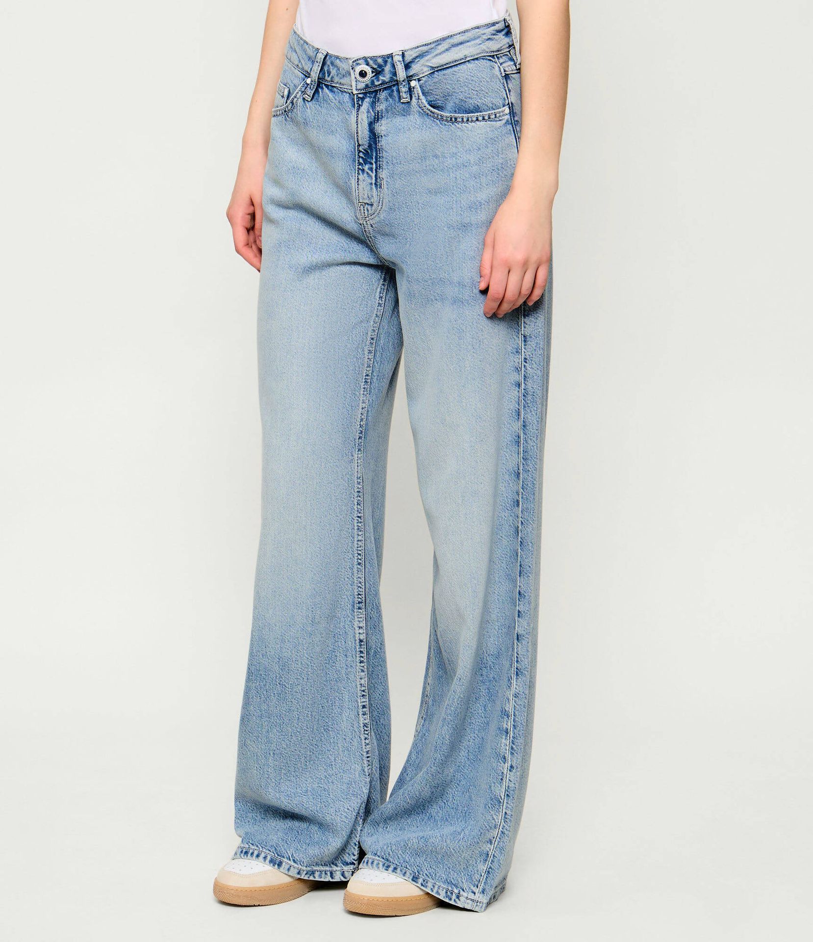 GUESS Jeansy BELLFLOWER Relaxed fit