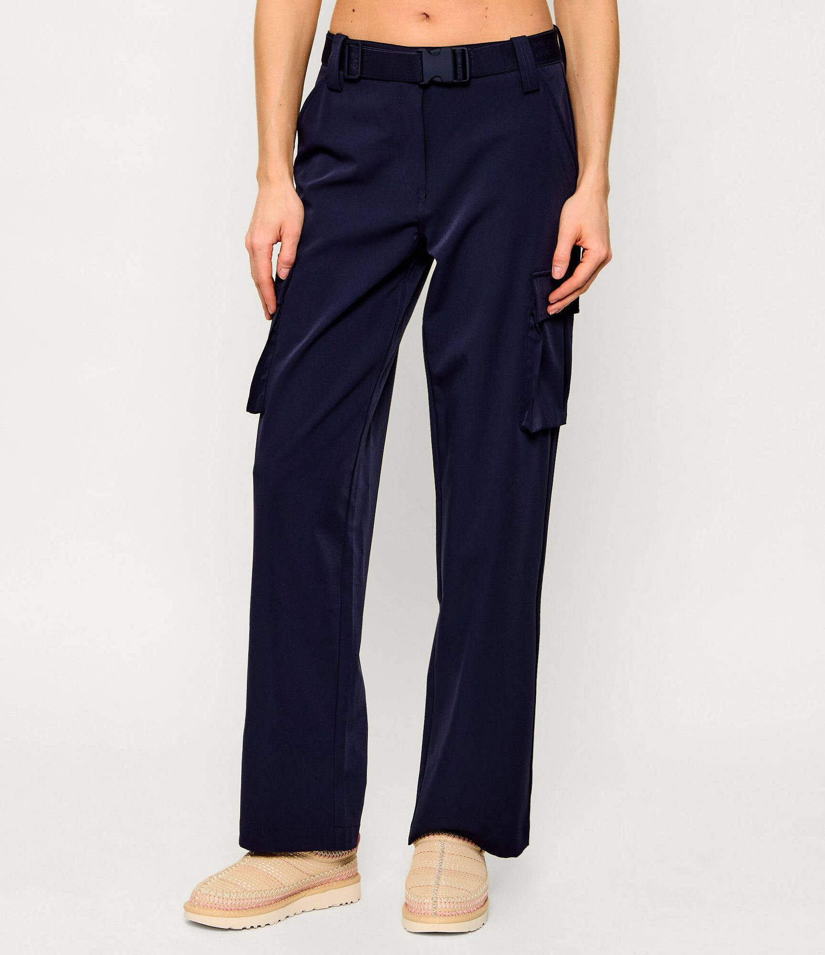 GUESS Spodnie cargo Guess X North Sails Relaxed fit mid rise