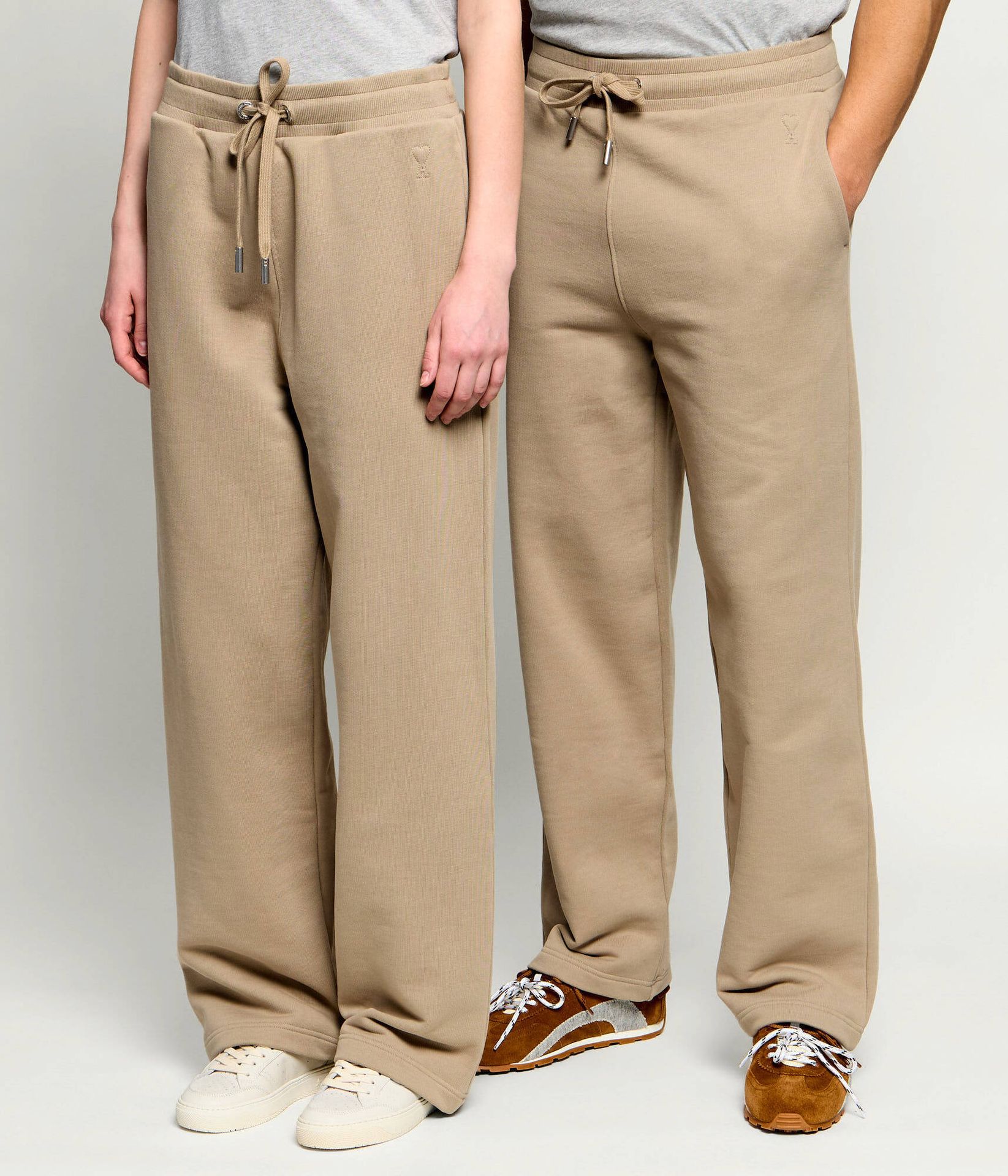 AMI Paris Spodnie dresowe Relaxed fit