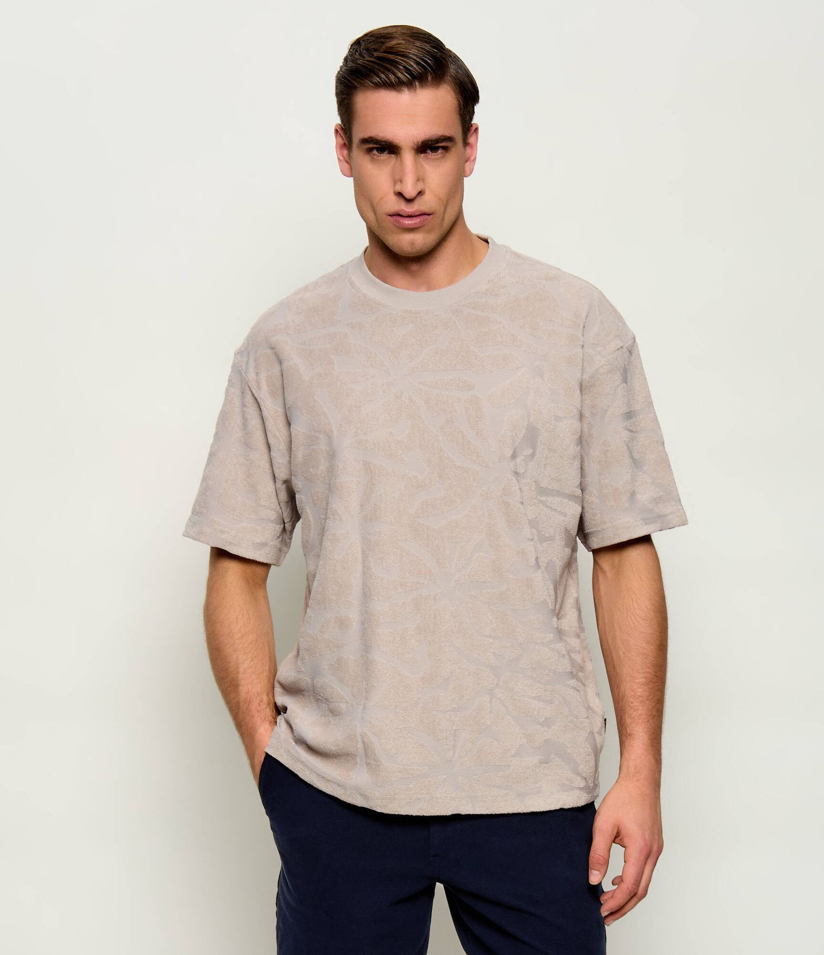 BOSS ORANGE T-shirt Te_Flower Regular Fit frotté
