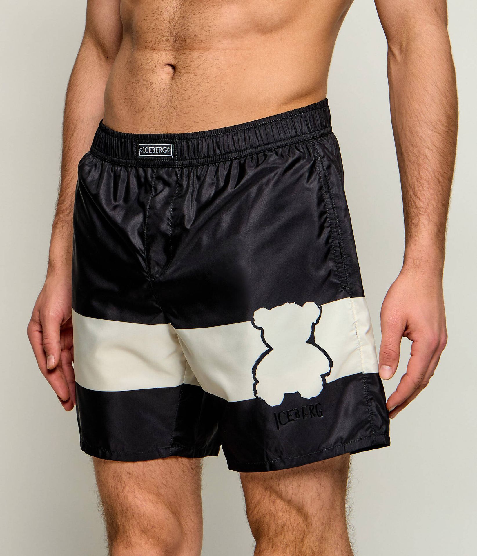 Iceberg Szorty kąpielowe Regular Fit