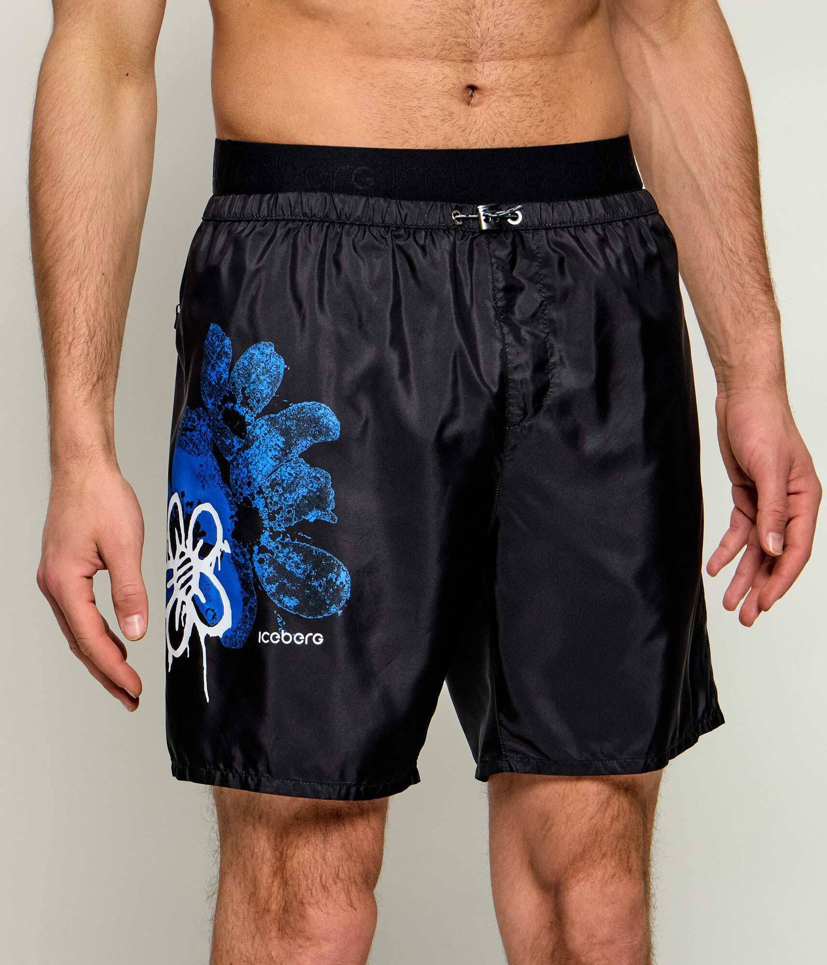 Iceberg Szorty kąpielowe Regular Fit