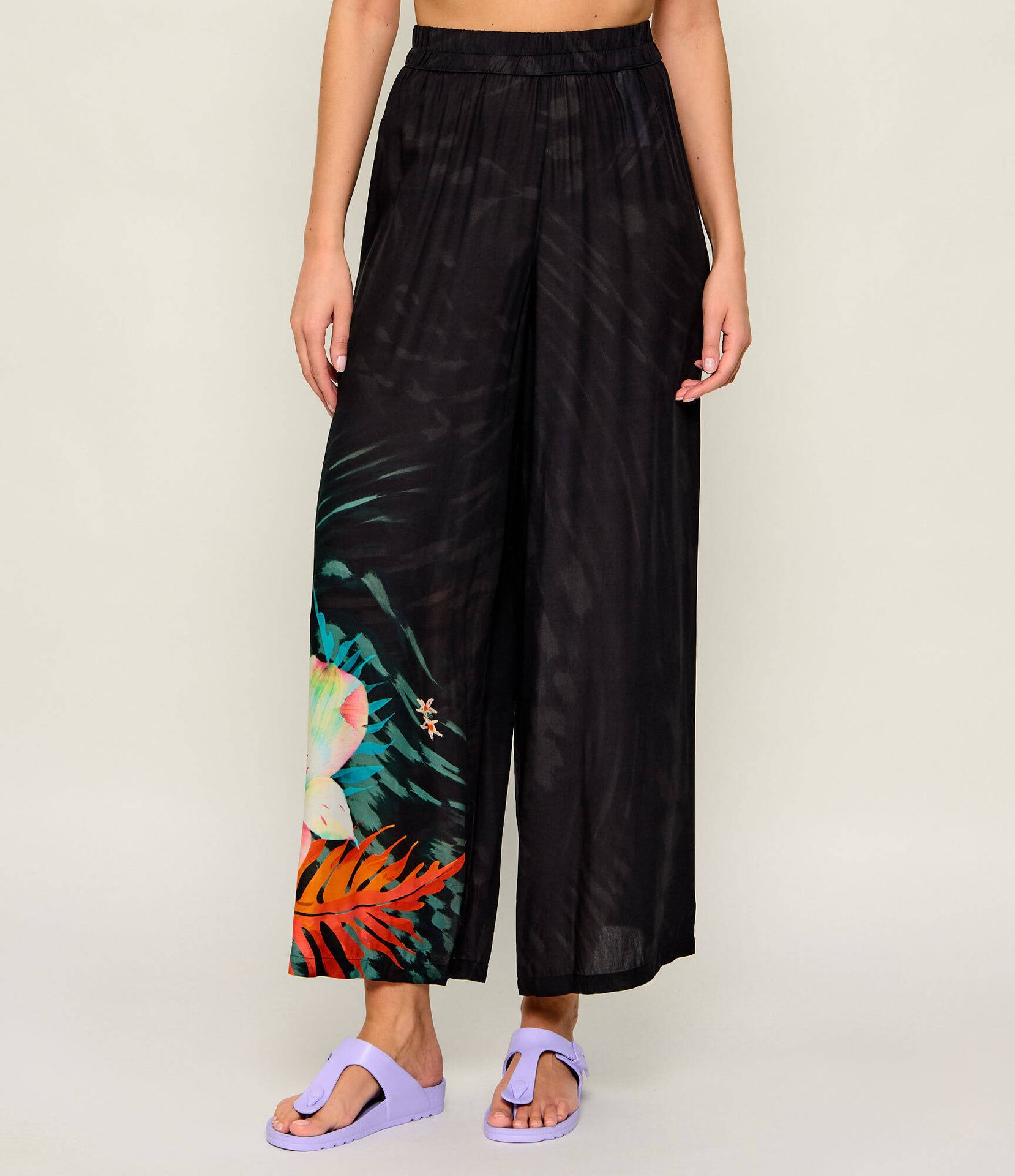 Desigual Spodnie DAIKIRI Loose fit