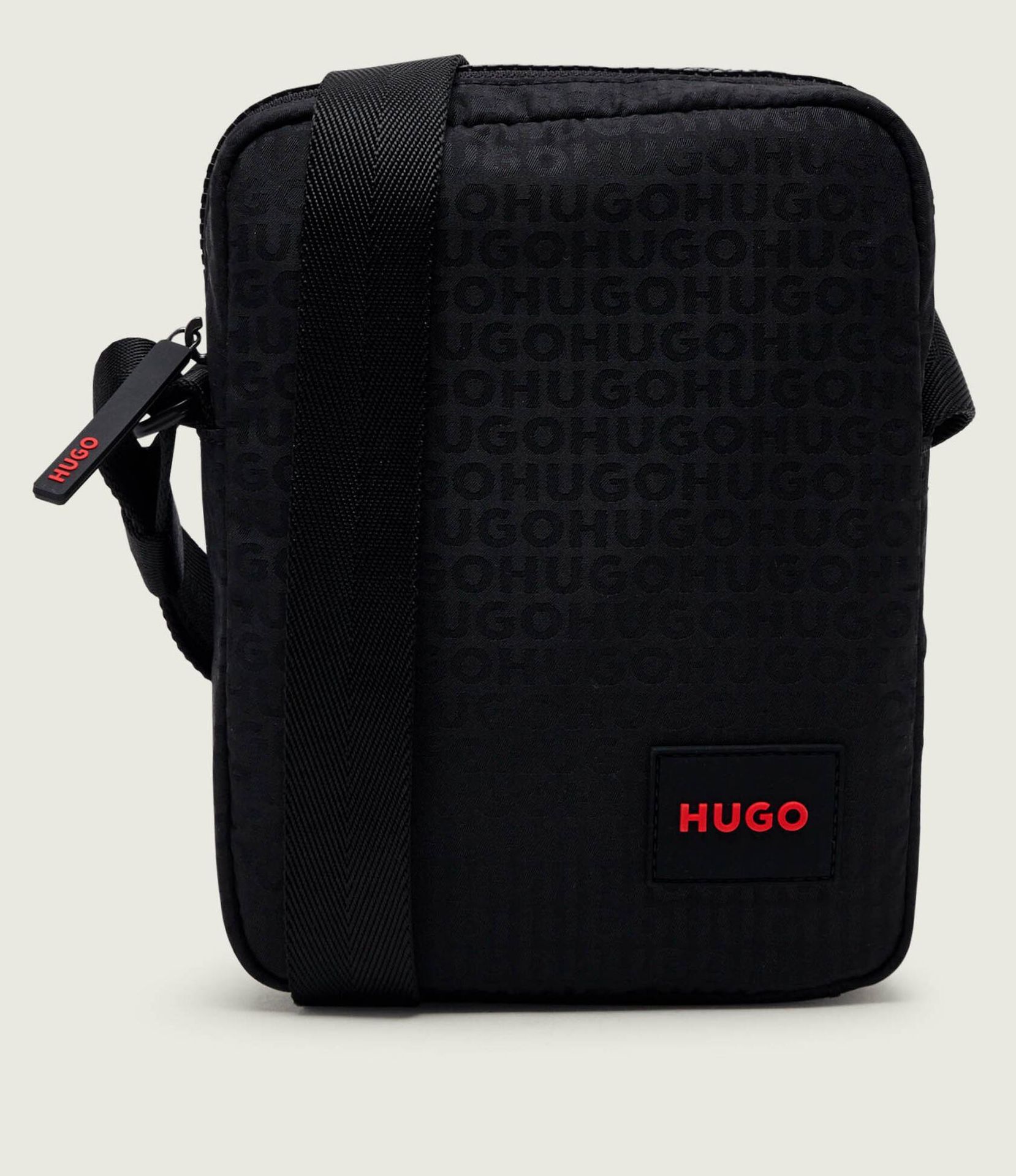 HUGO Reporterka Ethon_JQ_NEW