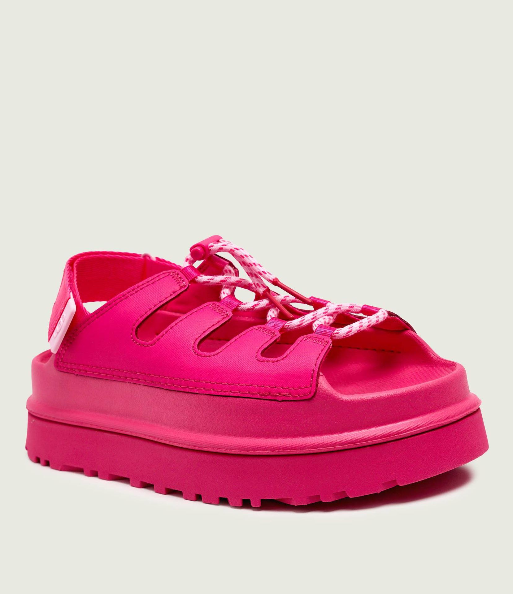UGG Skórzane sandały W GOLDENGLOW TOGGLE