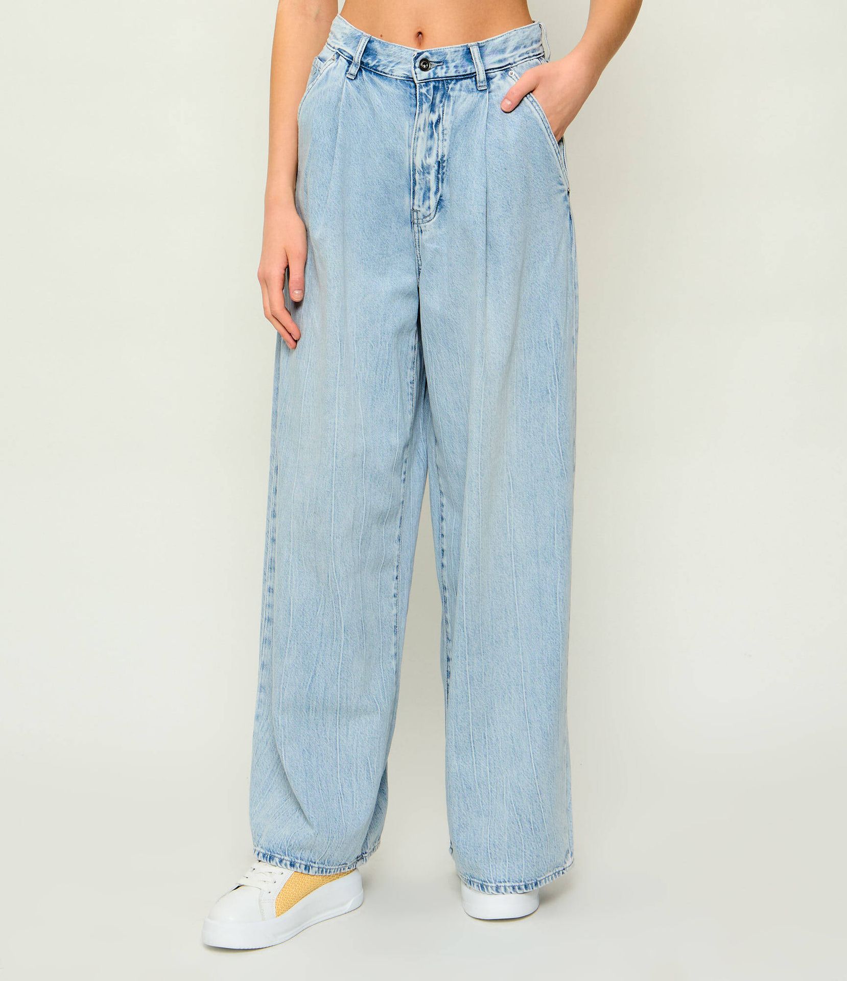 Armani Exchange Jeansy J33 Loose fit